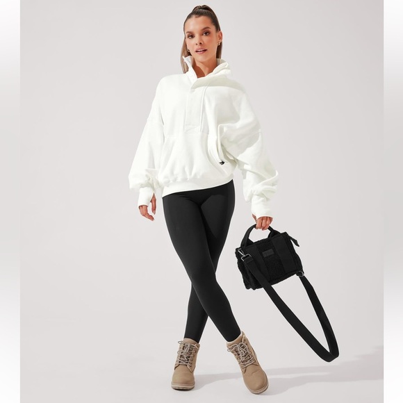 Popflex Baby Sherpa Sloane Tote - Picture 5 of 6